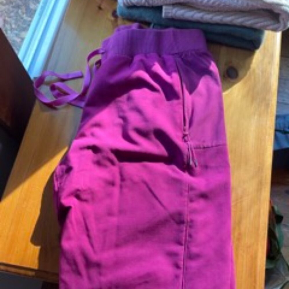 Figs Zamora Magenta scrub pants